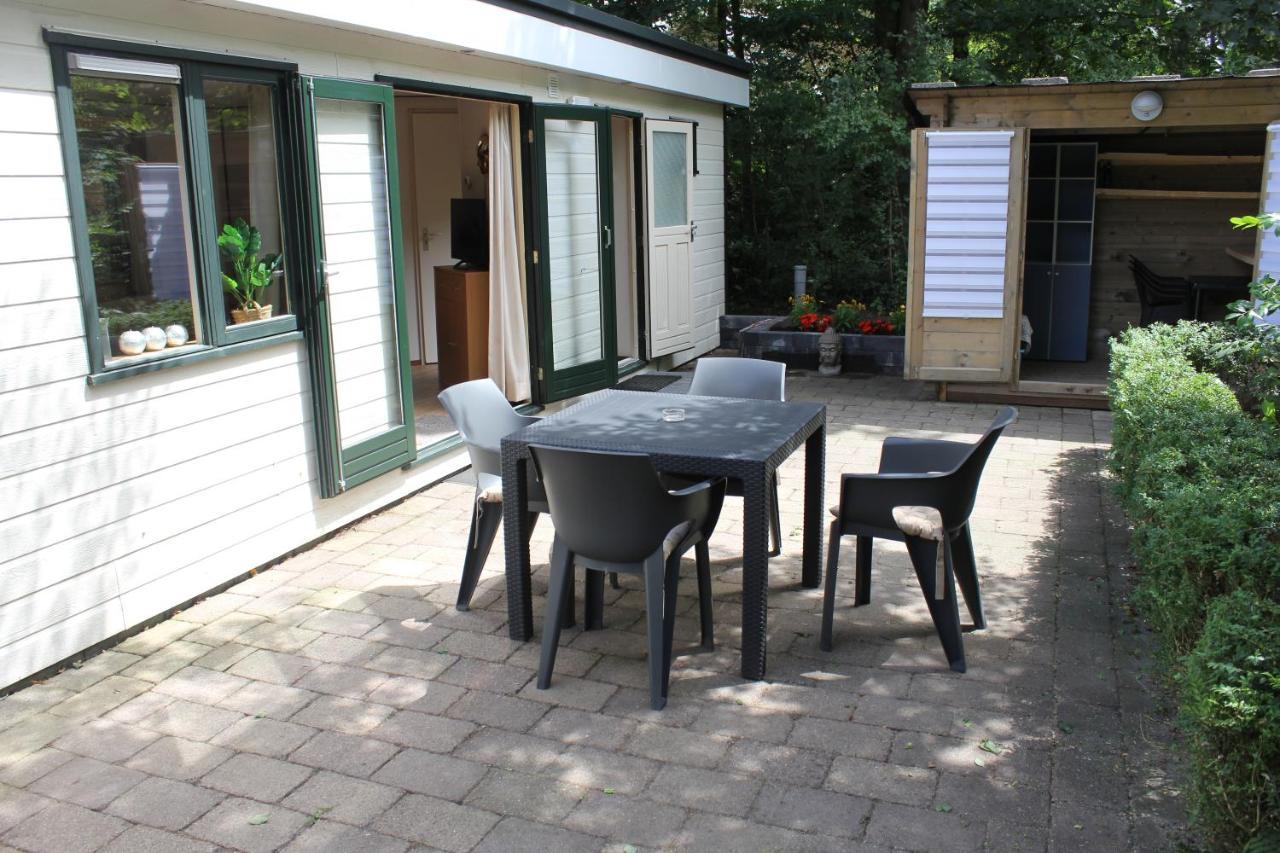 הוילה Sfeervolle Chalet Met Terras, H14 De Veldkamp, Epe, Voor 4 Personen מראה חיצוני תמונה
