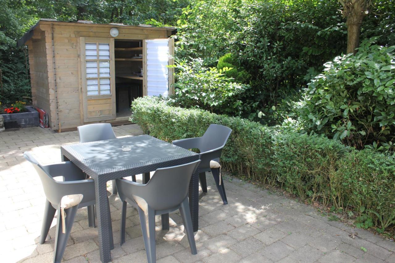 הוילה Sfeervolle Chalet Met Terras, H14 De Veldkamp, Epe, Voor 4 Personen מראה חיצוני תמונה